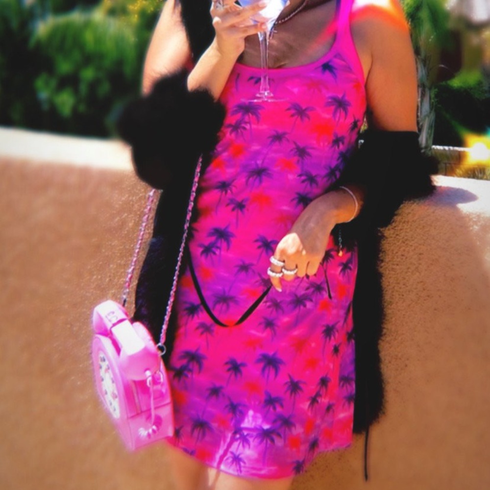 Delia’s x Dolls Kill Pink Palm Tree stretch dress✨🌴💜💗💖🌴